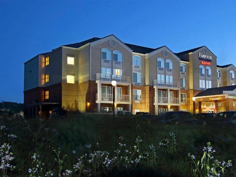 Fairfield Inn & Suites By Marriott Fairfield Napa Valley Area Buitenkant foto