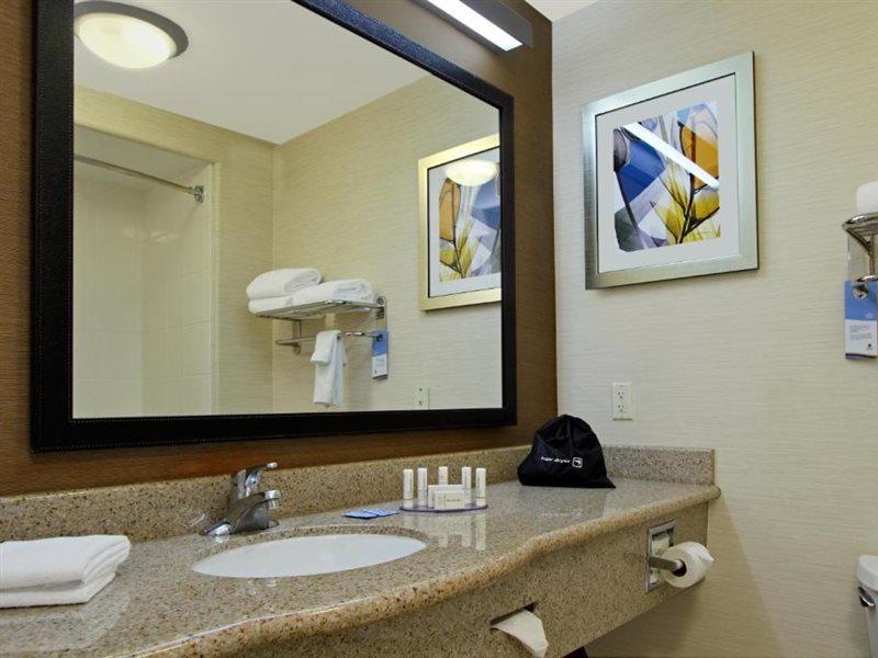 Fairfield Inn & Suites By Marriott Fairfield Napa Valley Area Buitenkant foto