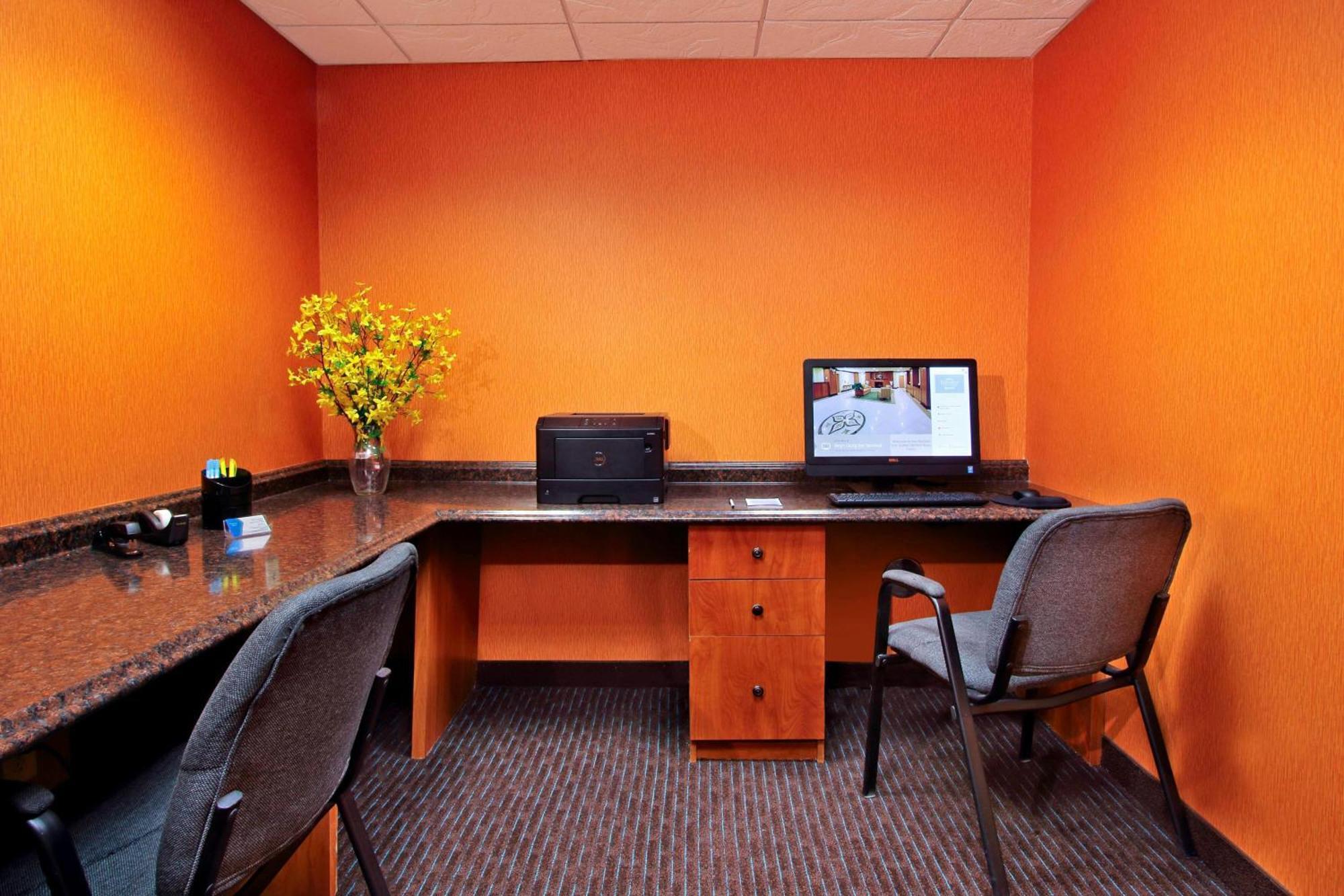 Fairfield Inn & Suites By Marriott Fairfield Napa Valley Area Buitenkant foto