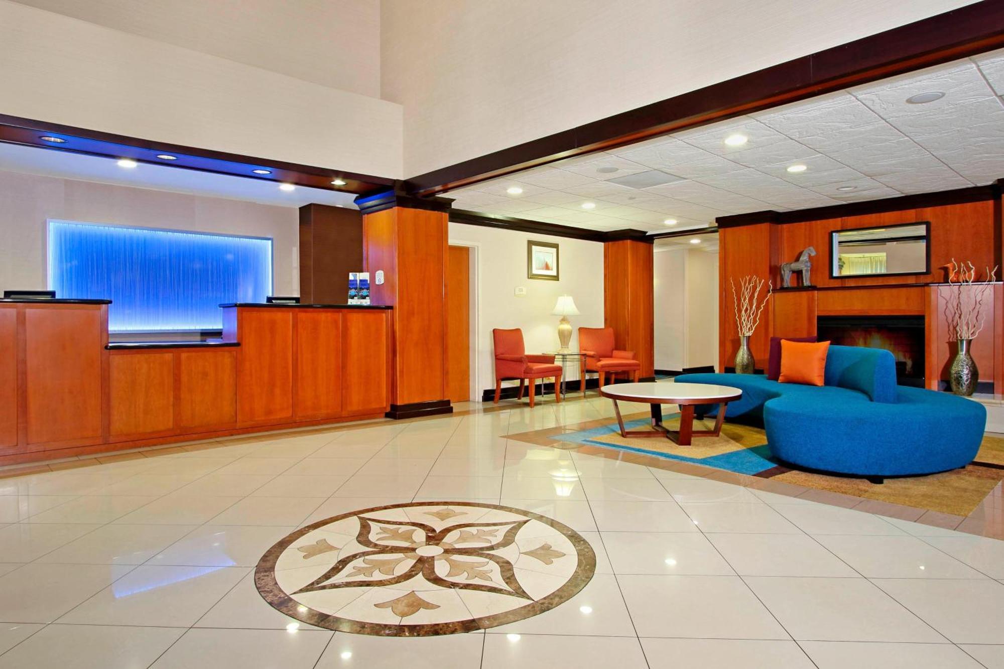 Fairfield Inn & Suites By Marriott Fairfield Napa Valley Area Buitenkant foto