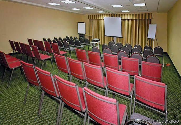 Fairfield Inn & Suites By Marriott Fairfield Napa Valley Area Buitenkant foto