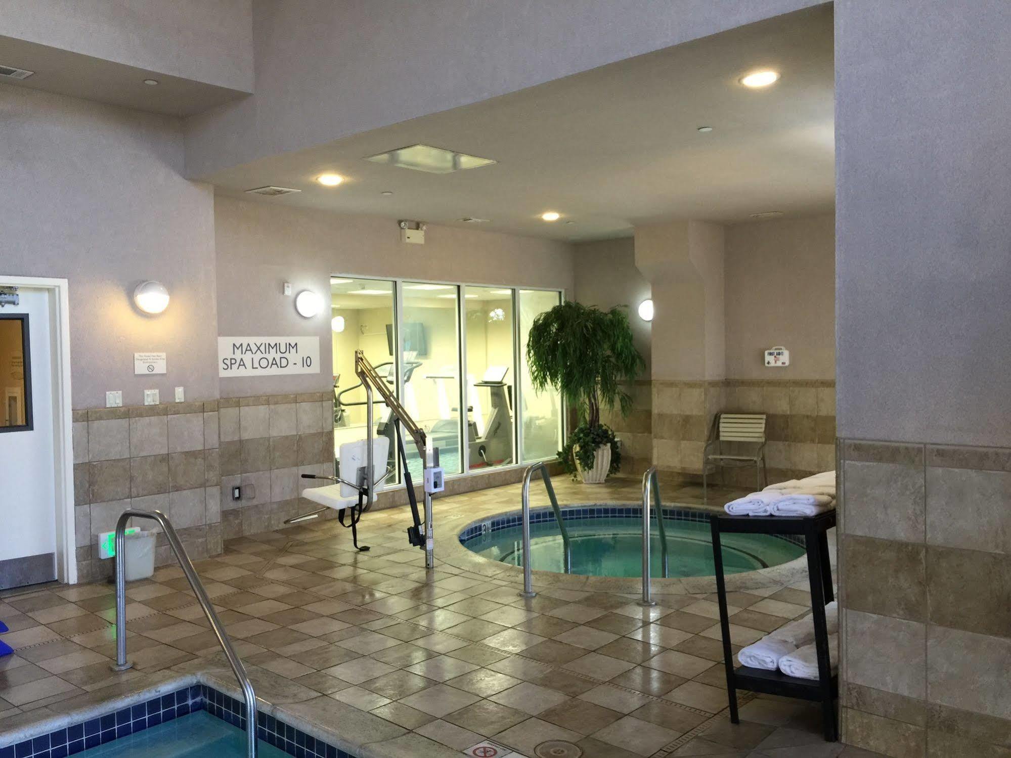 Fairfield Inn & Suites By Marriott Fairfield Napa Valley Area Buitenkant foto