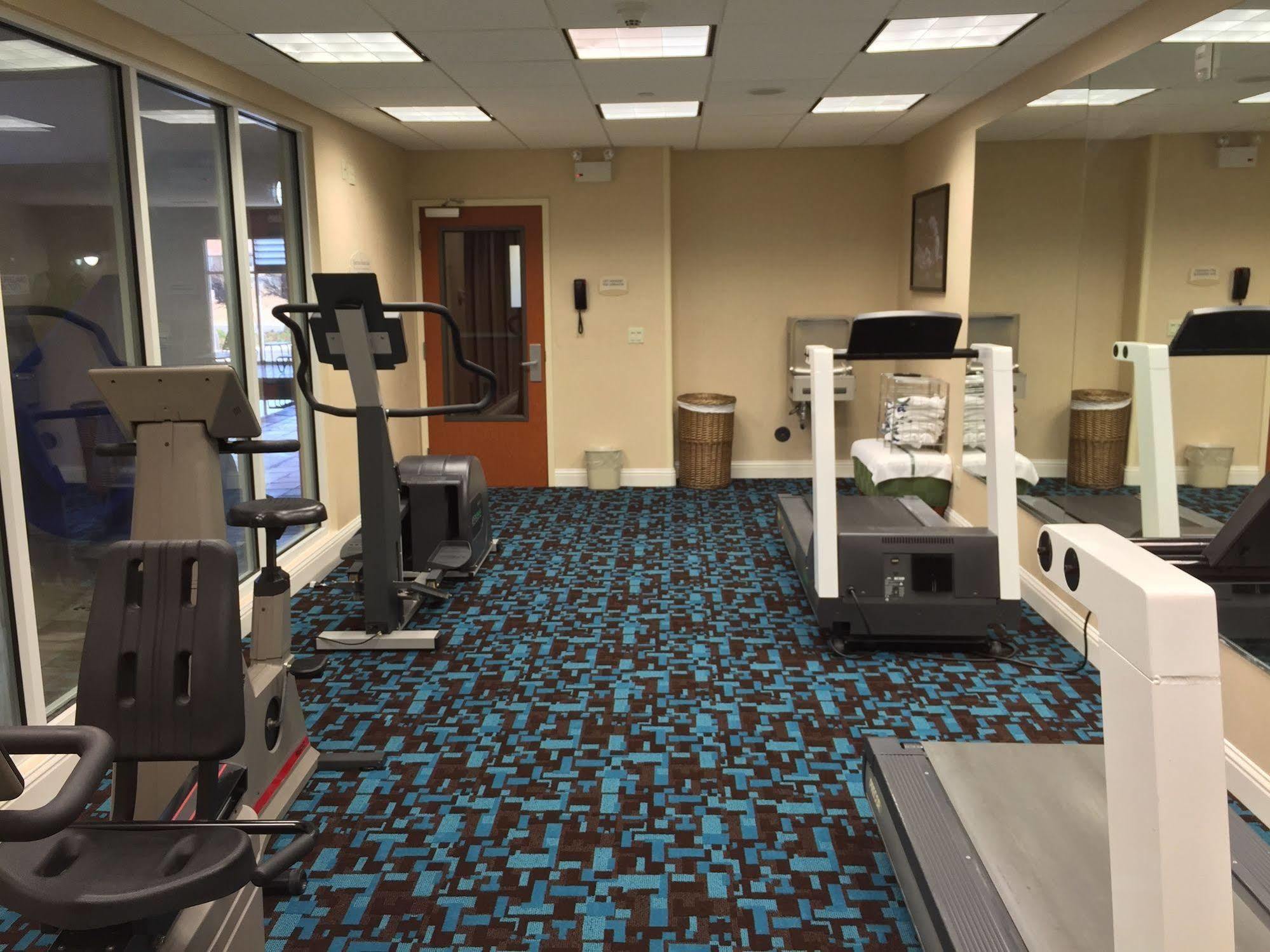 Fairfield Inn & Suites By Marriott Fairfield Napa Valley Area Buitenkant foto