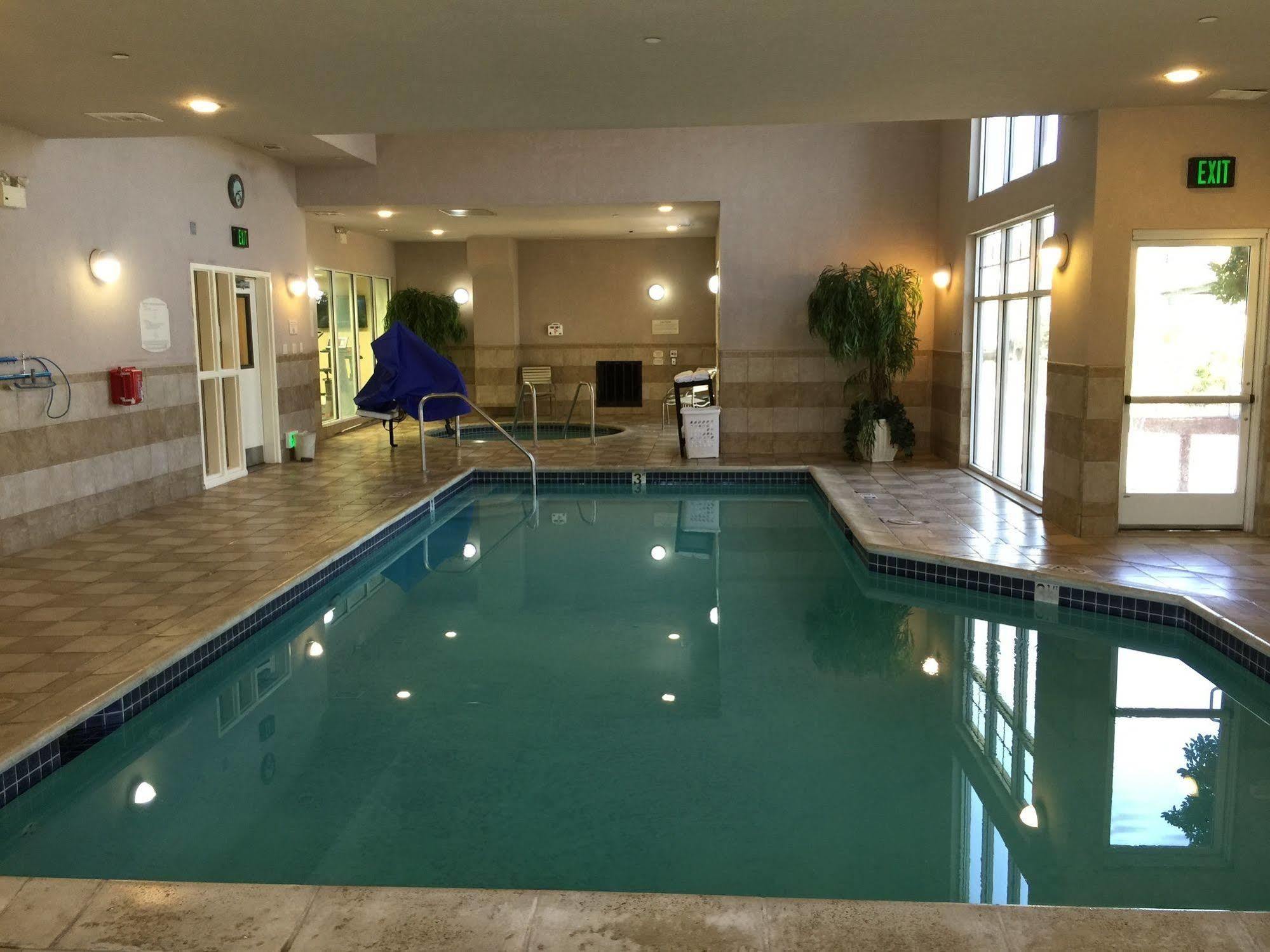 Fairfield Inn & Suites By Marriott Fairfield Napa Valley Area Buitenkant foto